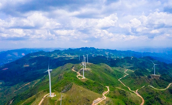 储能板块掀起涨停潮，全钒液流电池受到市场关注，储能还有哪些方向和主线