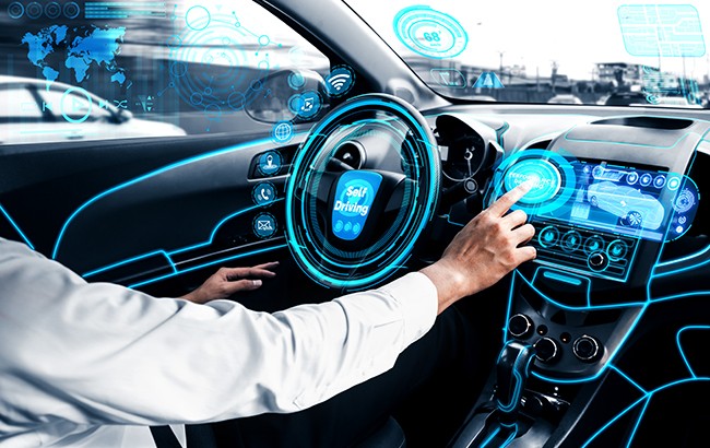 智能网联汽车正快速发展，加快汽车软件生态建设成重中之重！